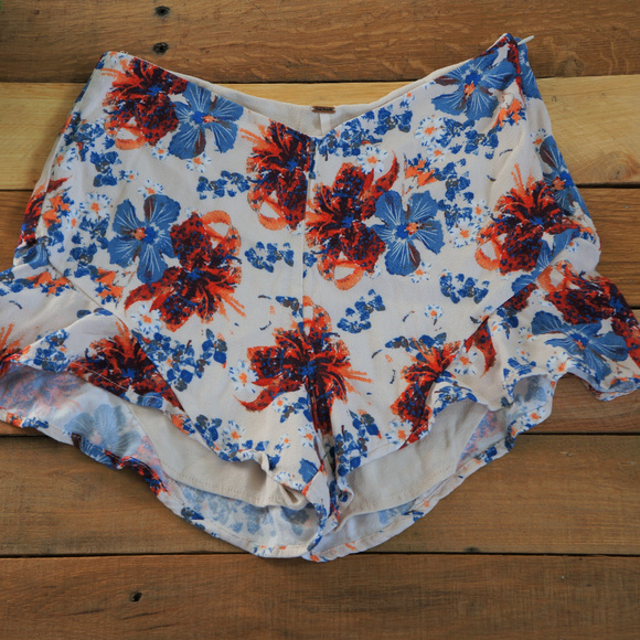 Free People Fiona Printed Flutter Shorts - Picture 4 of 7